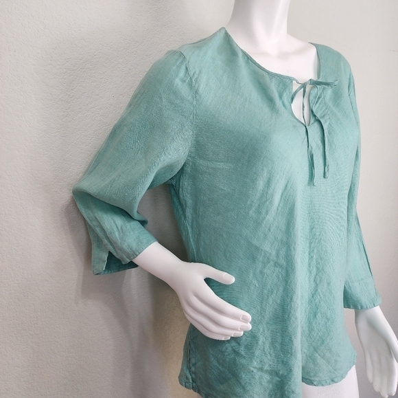 NWT Russ Berens Blue Linen Pullover Top Size 10 - Picture 2 of 11